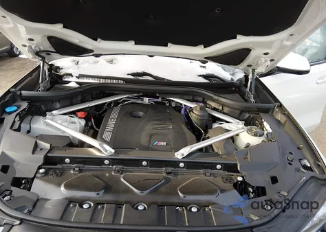 2026 BMW X6 xDrive40I z USA, uszkodzony, nr VIN 5UX33EX09T9161226